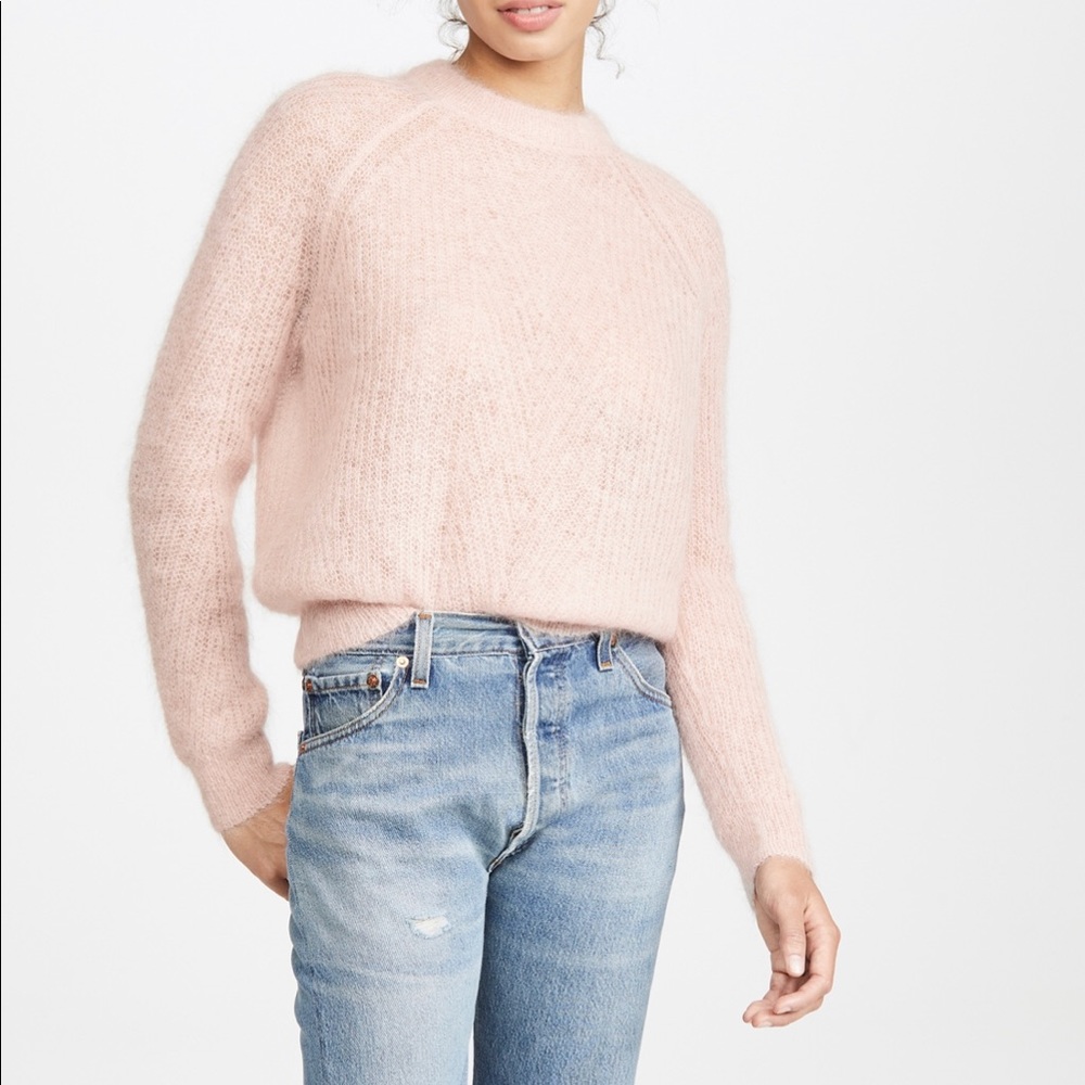Women's Cozy Crewneck Sweater in Soft Pink